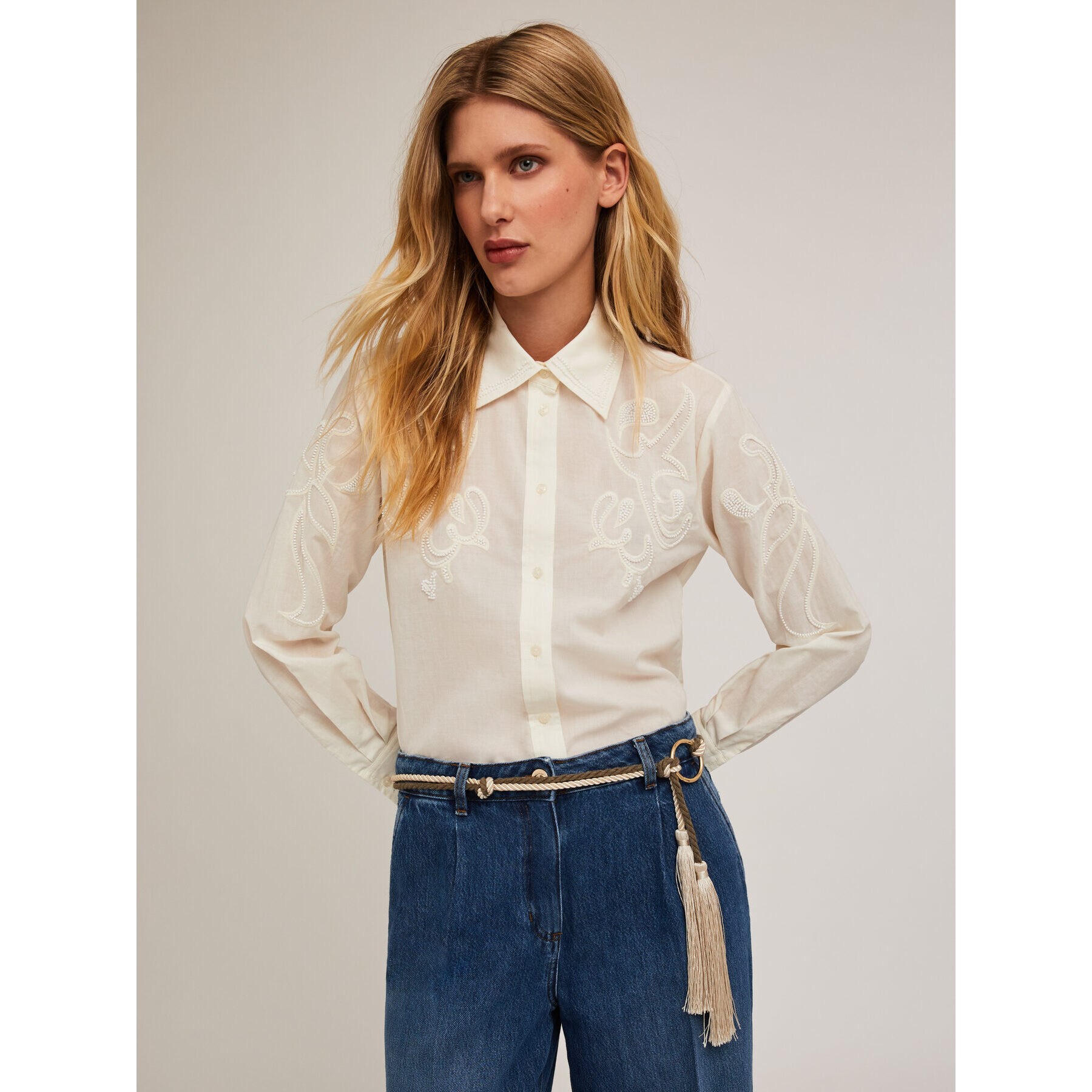 Motivi - Camicia in cotone con ricami - Bianco