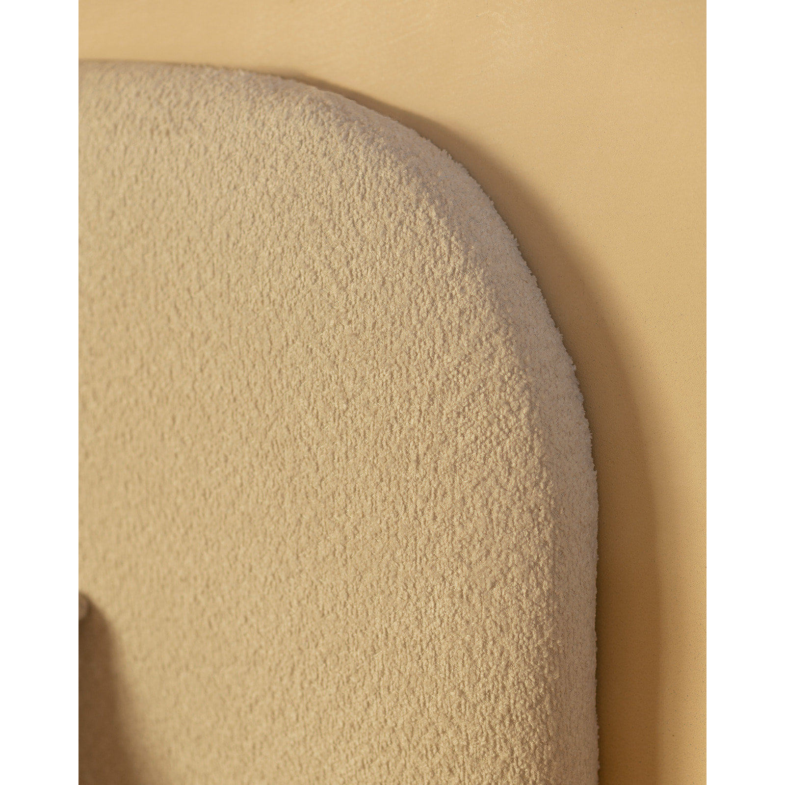 Lit rembourré en boculé gris clair pour les matelas en différentes tailles
