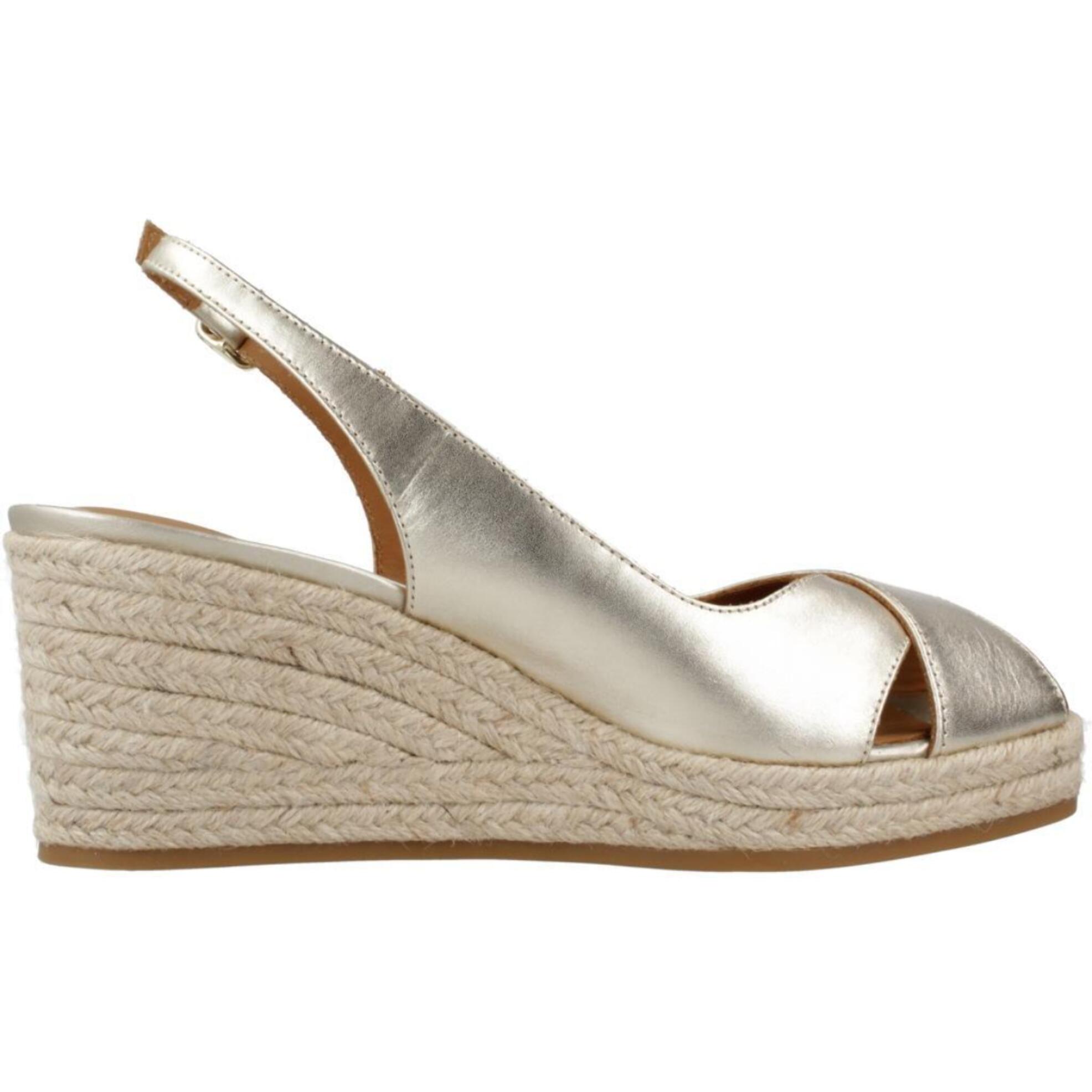 Sandalias Mujer de la marca GEOX  modelo D PANAREA A ORO