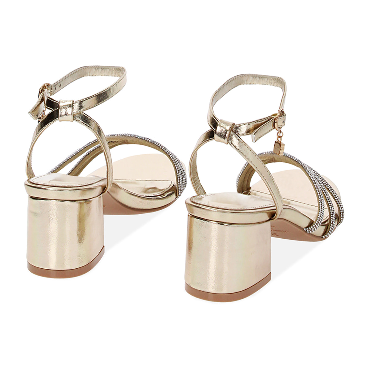 Sandalias con tacón dorado en laminado con piedras