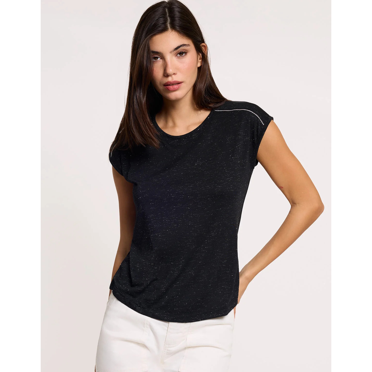 Camiseta Manga Corta Negro - Shimero 26