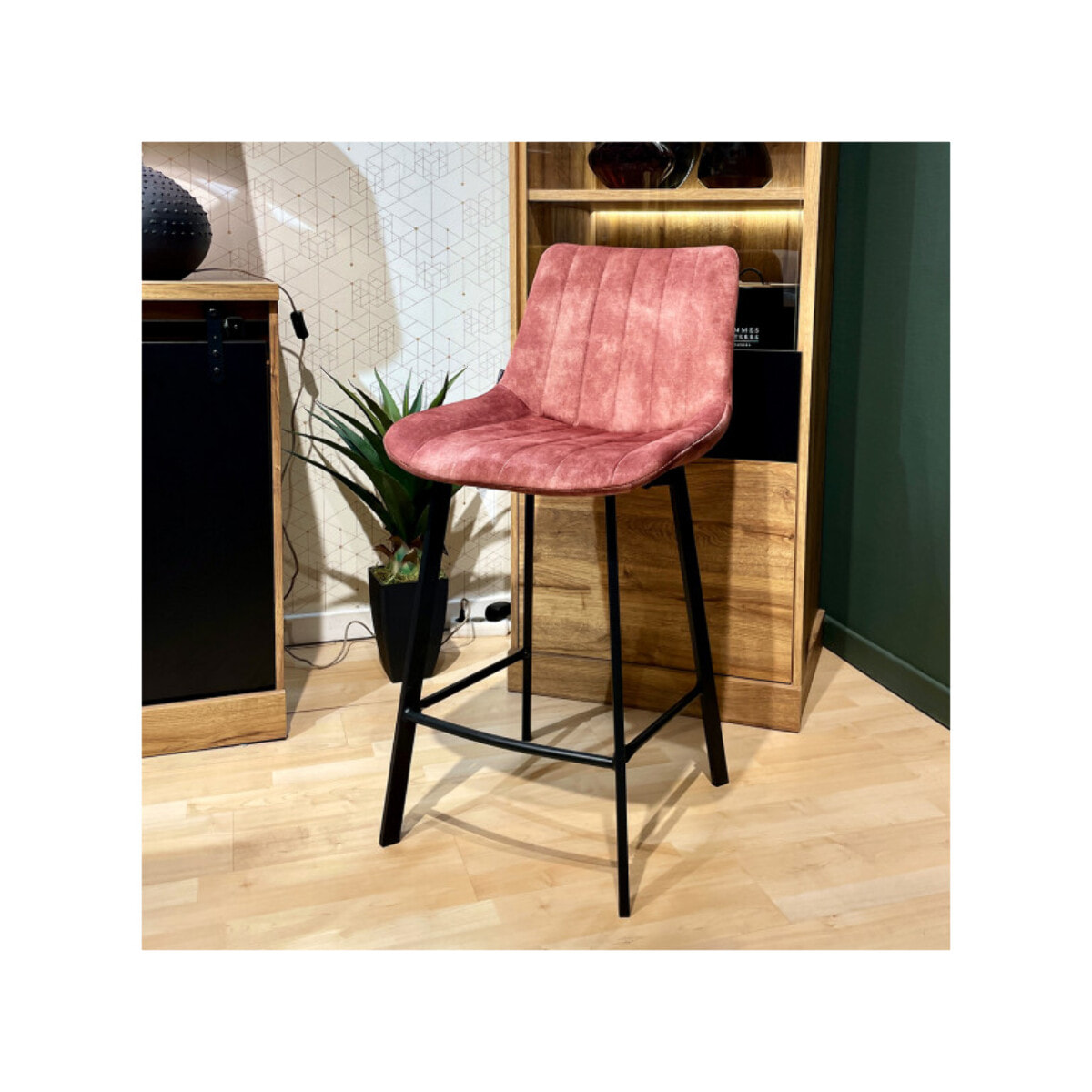 Tabouret de bar rembourré et capitonné en velours - EMMA 2