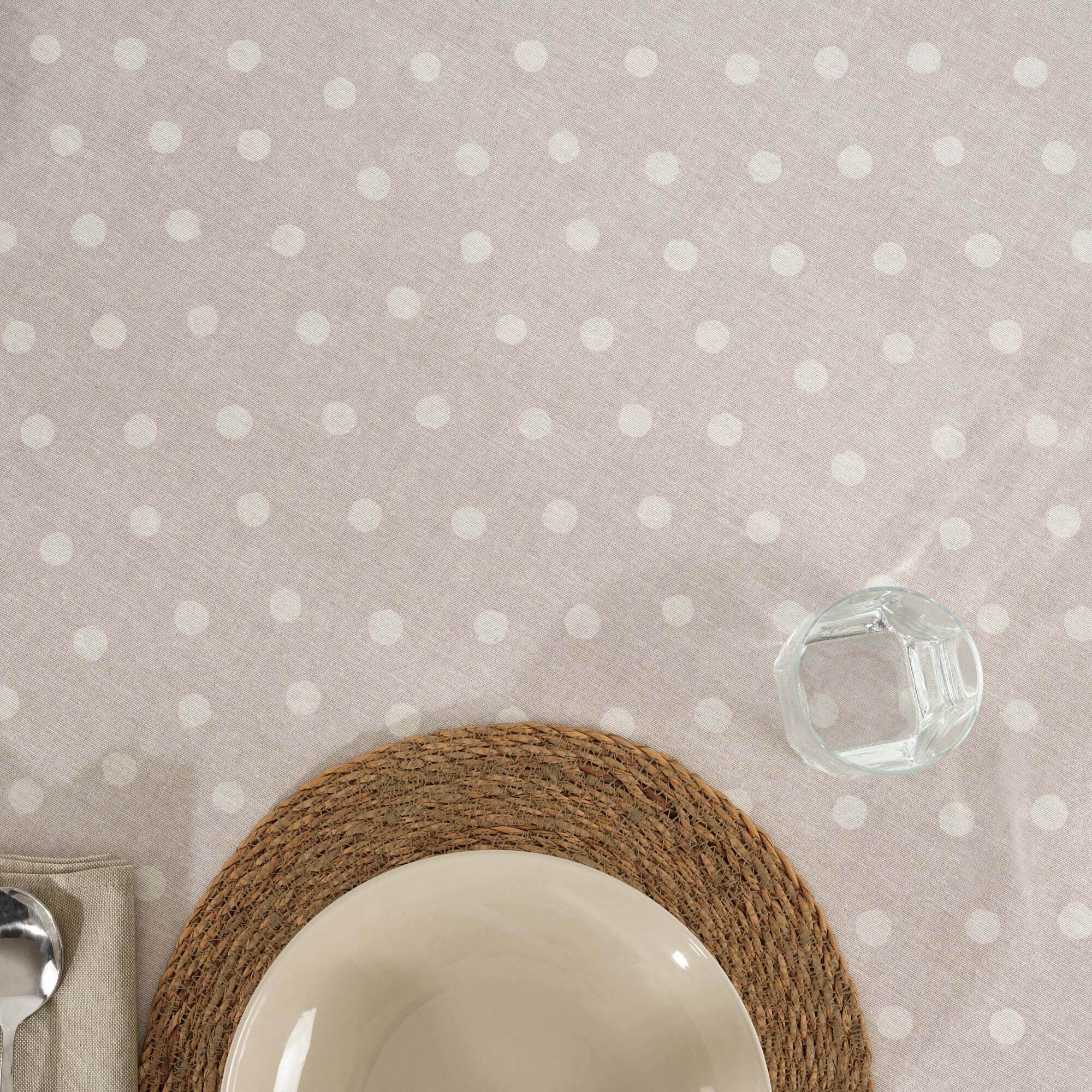 Nappe ronde en résine anti-taches 0120-175