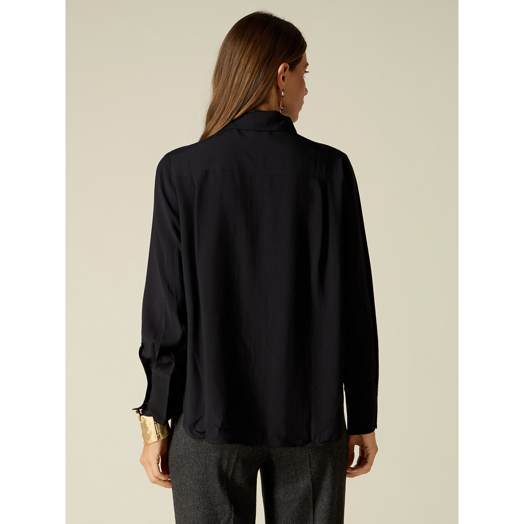 Oltre - Camicia in viscosa con bottoni gioiello - Nero