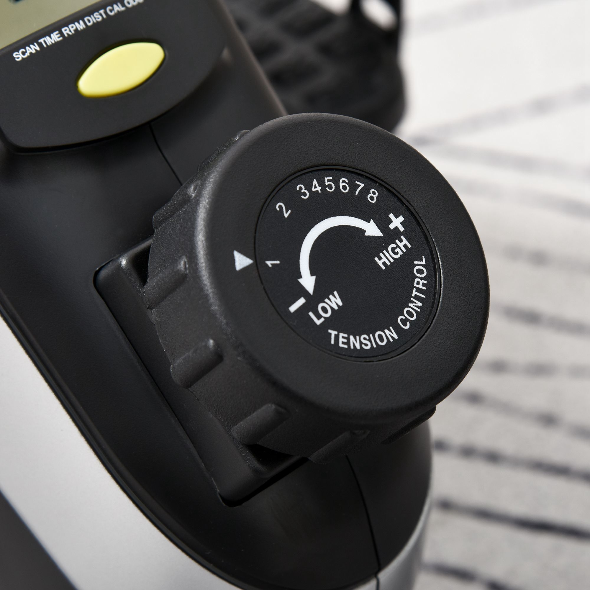 Mini vélo d'appartement 8 niveaux résistance magnétique écran LCD multifonction noir