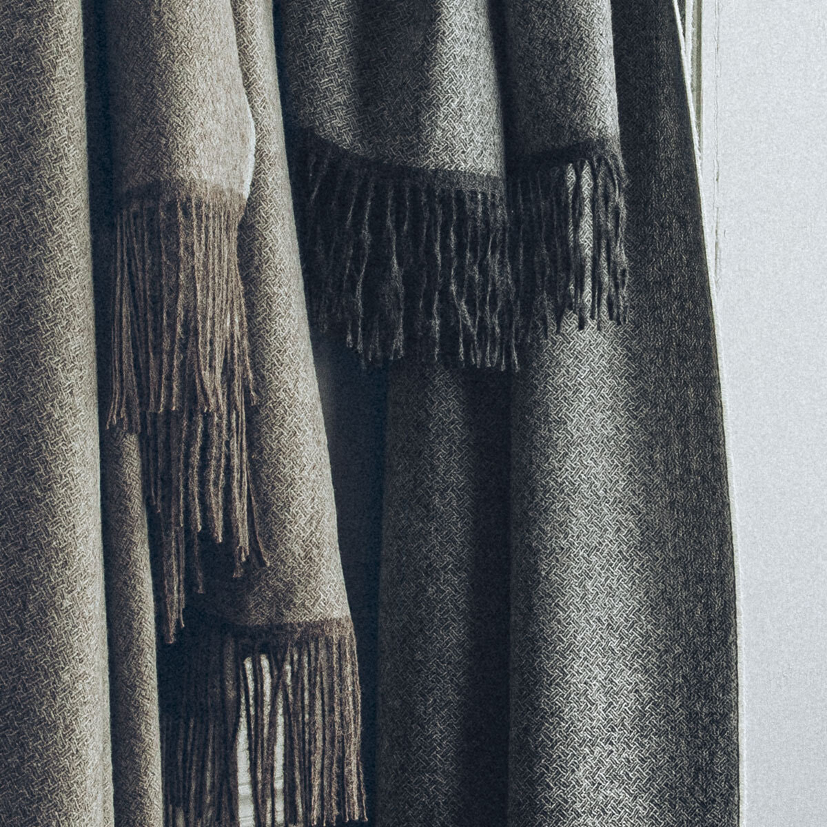 Plaid uni en alpaga, NOMADE, Gris