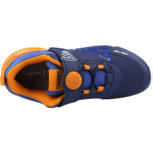 Zapatillas Niño de la marca GEOX  modelo J ACTIVART ILLUMINUS AZUL