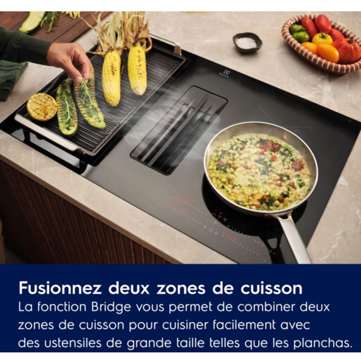 Plaque induction aspirante ELECTROLUX KCC8344 - Hotte intégrée 80cm