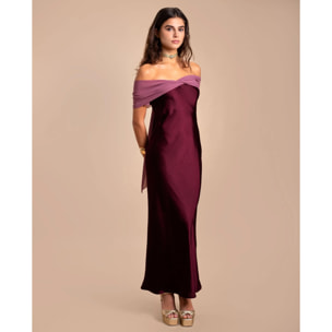 Vestido midi con escote palabra de honor y capa
