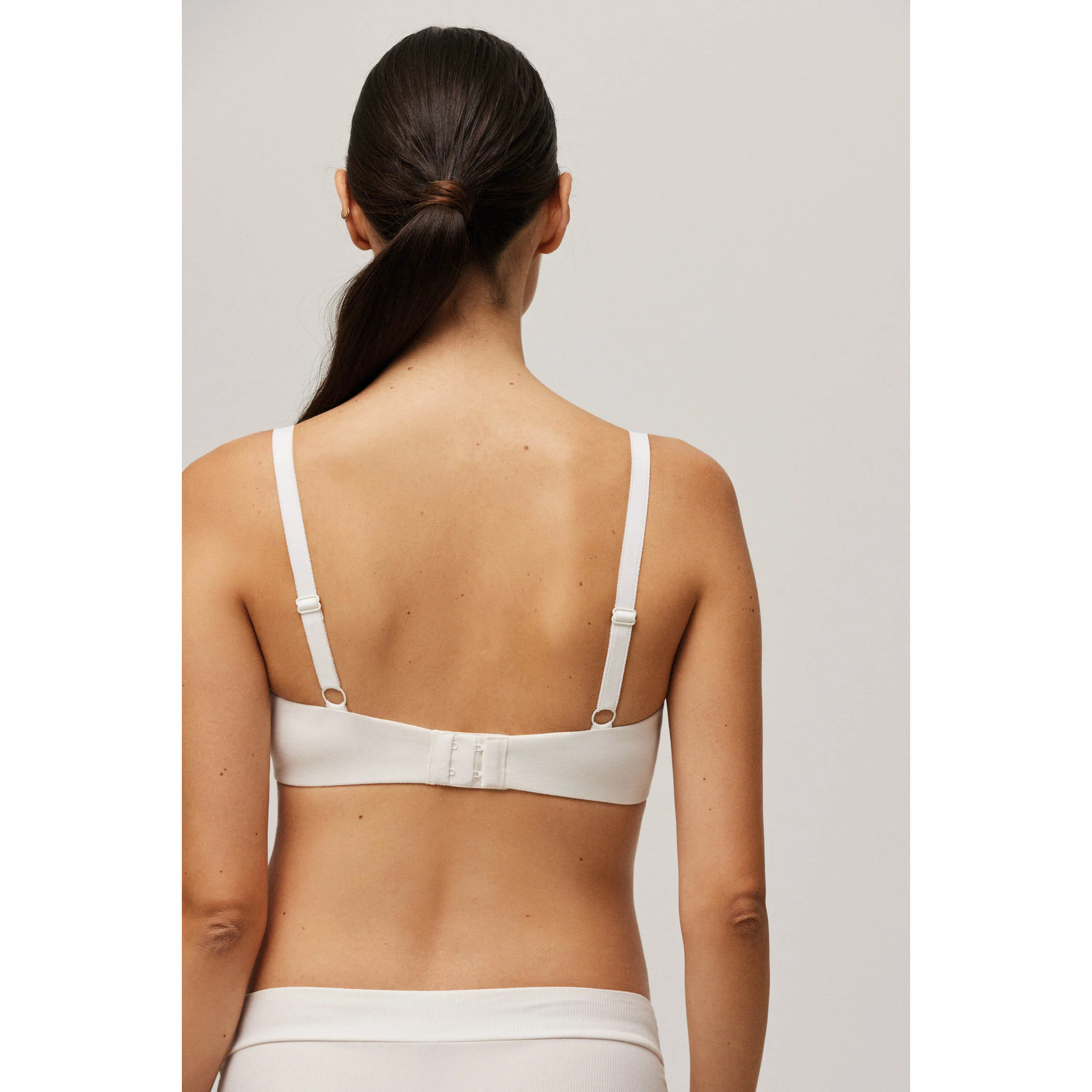 Reggiseno per l'allattamento con ferretto non imbottito color avorio, coppe B, C e D