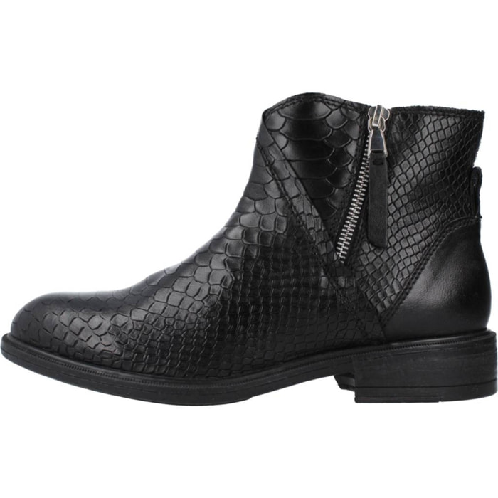 Botines Mujer de la marca GEOX  modelo D CATRIA B NEGRO