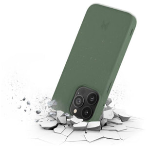 Coque WOODCESSORIES iPhone 13 Antimicrobial vert