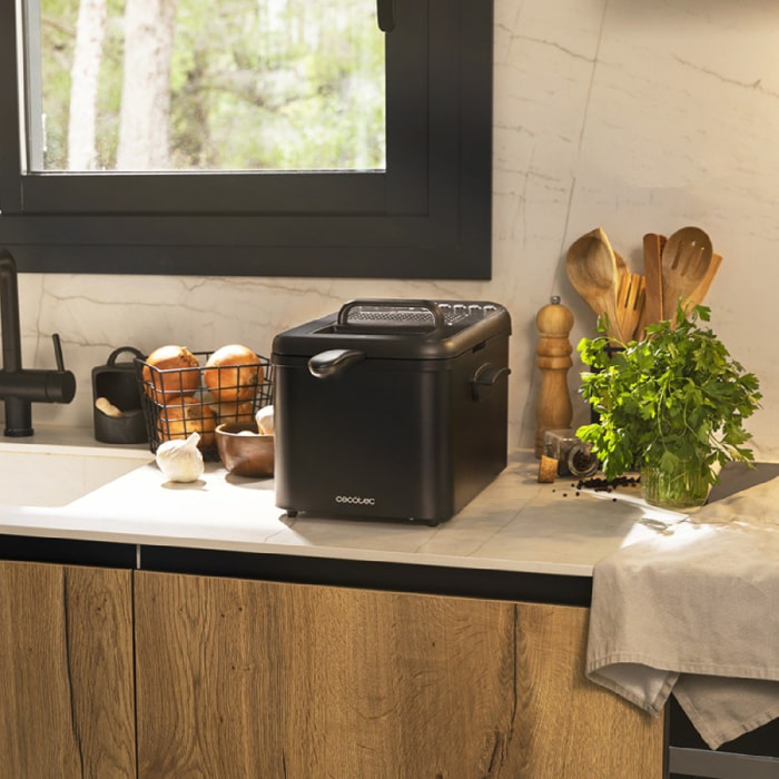 Cecotec Friteuse numérique Cleanfry Luxury 3000 Black. Design élégant en acier i