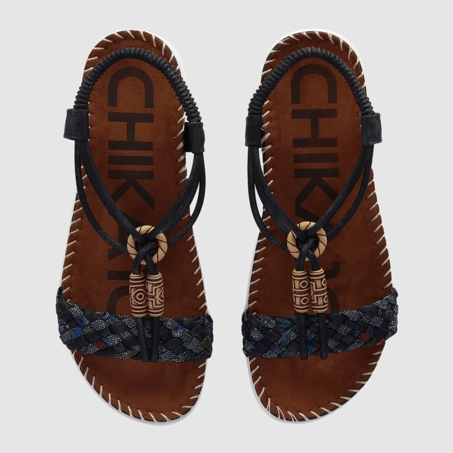 Sandalias - Negro - Tacón: Bajo