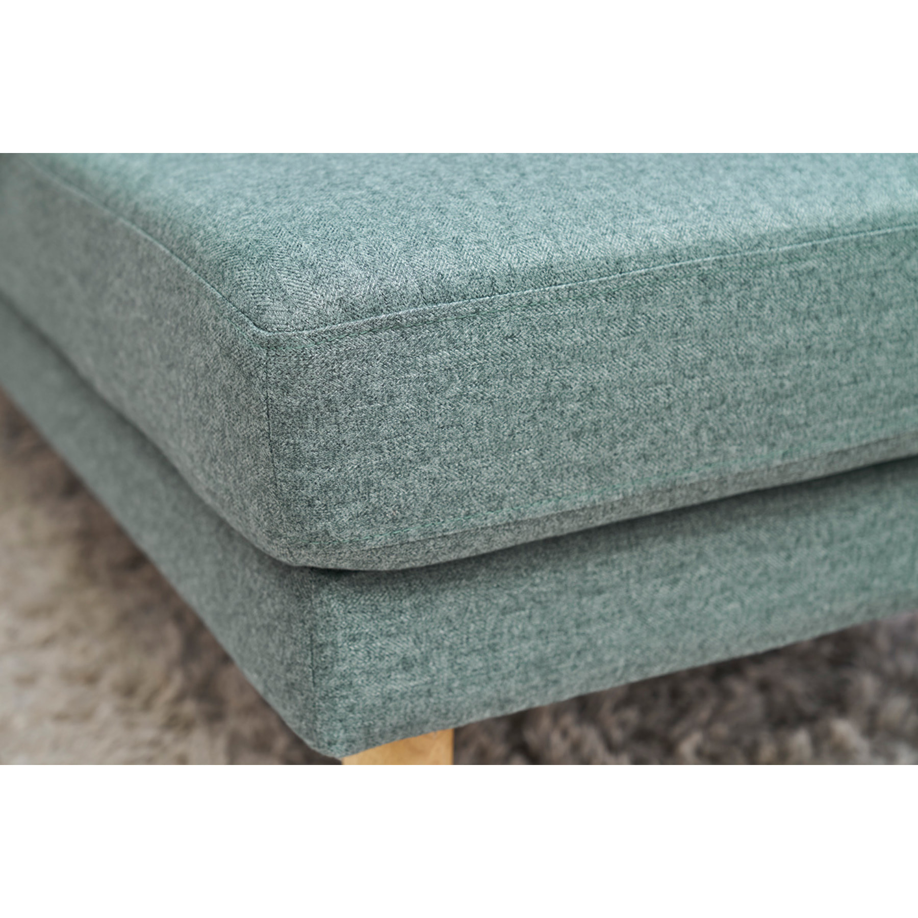 Méridienne scandinave en tissu vert de gris et bois clair massif L190 cm BERTILLE