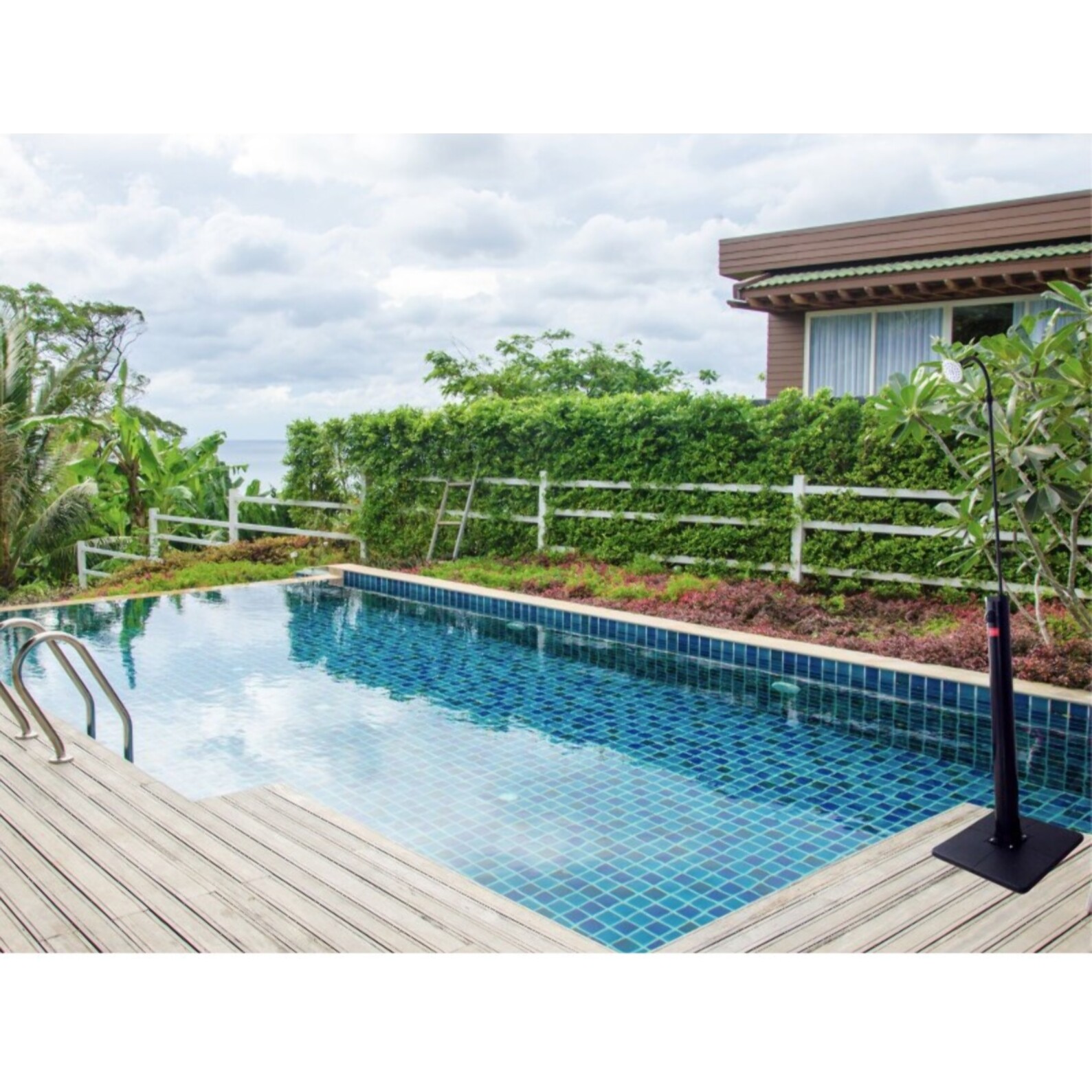 Bestway Douche solaire d'extérieur 10L