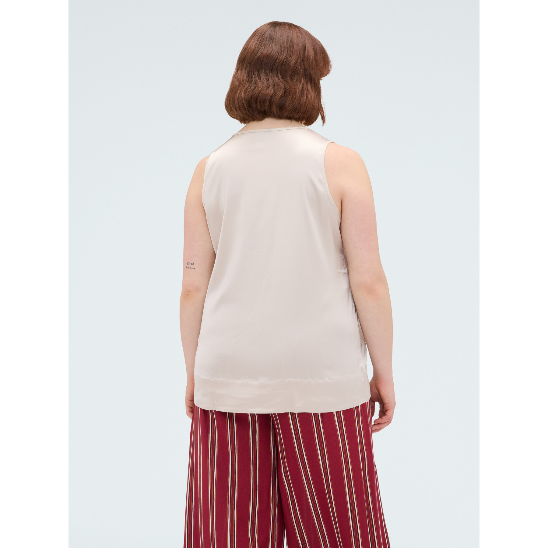 Fiorella Rubino - Top de raso de viscosa elástico - Beige