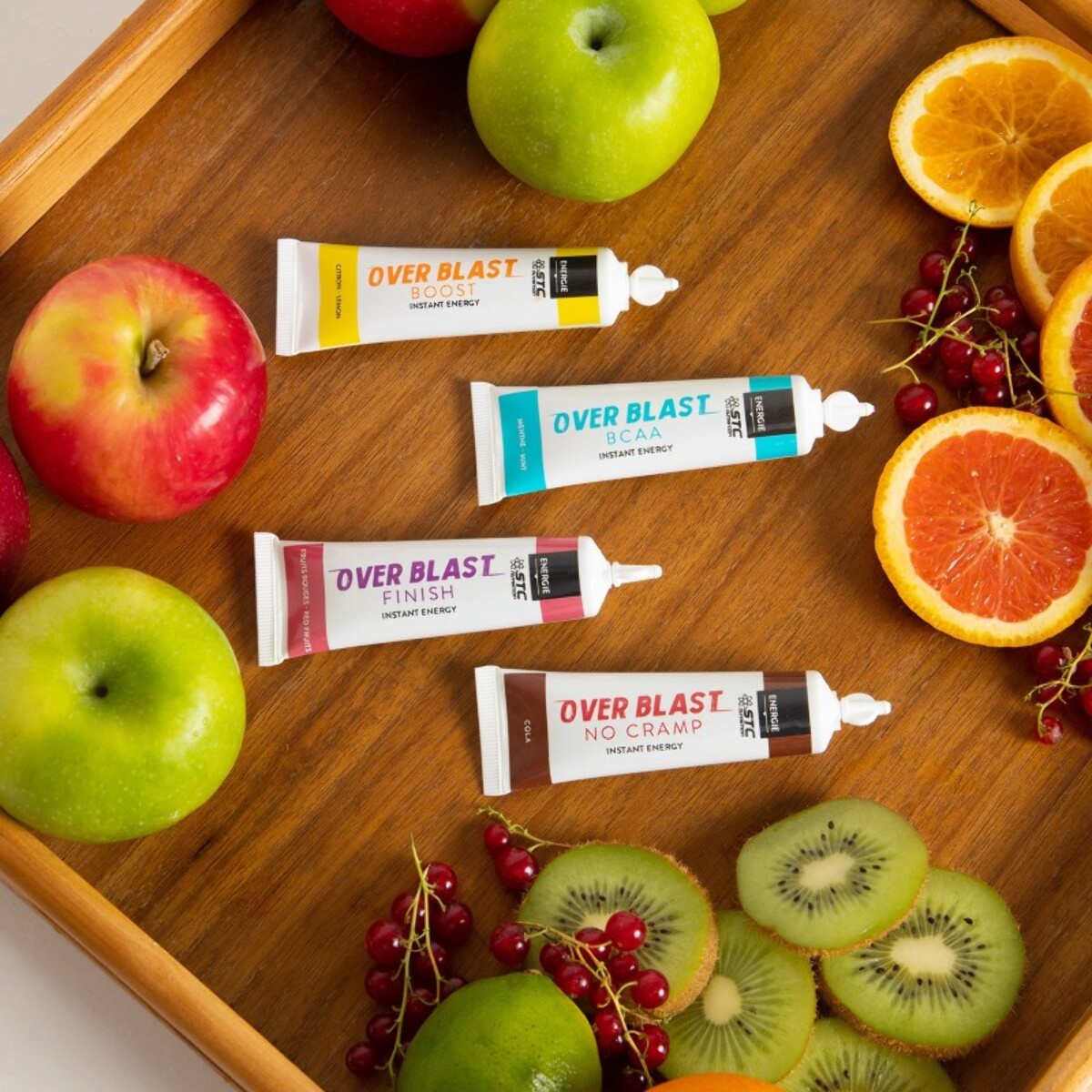 STC NUTRITION - Over Blast® Boost - Gel énergétique enrichi en complexe dynamisant - Norme anti-dopage  - 10 dosettes - Pomme - Texture gel