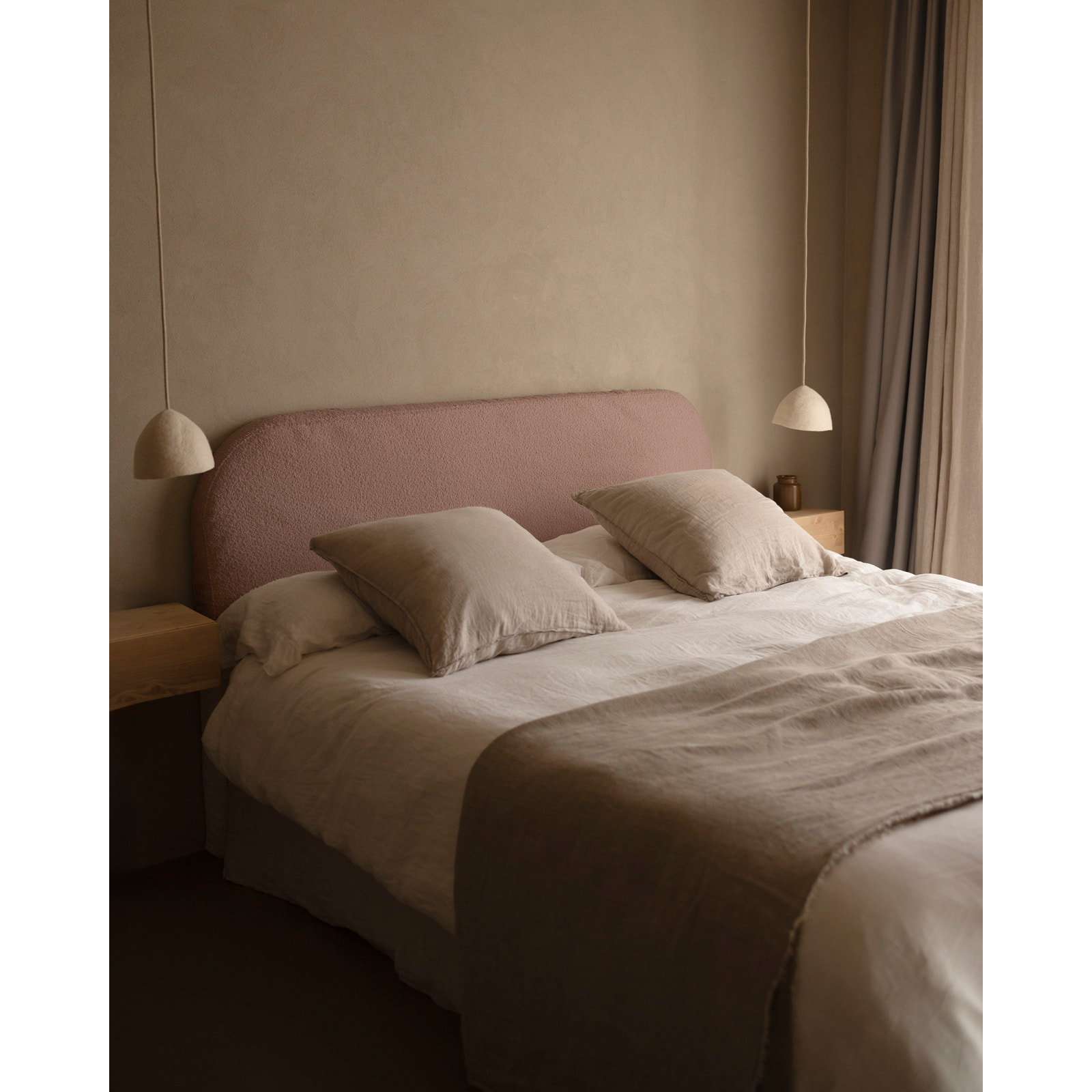 Tête de lit déhoussable en bouclé rose en différentes tailles