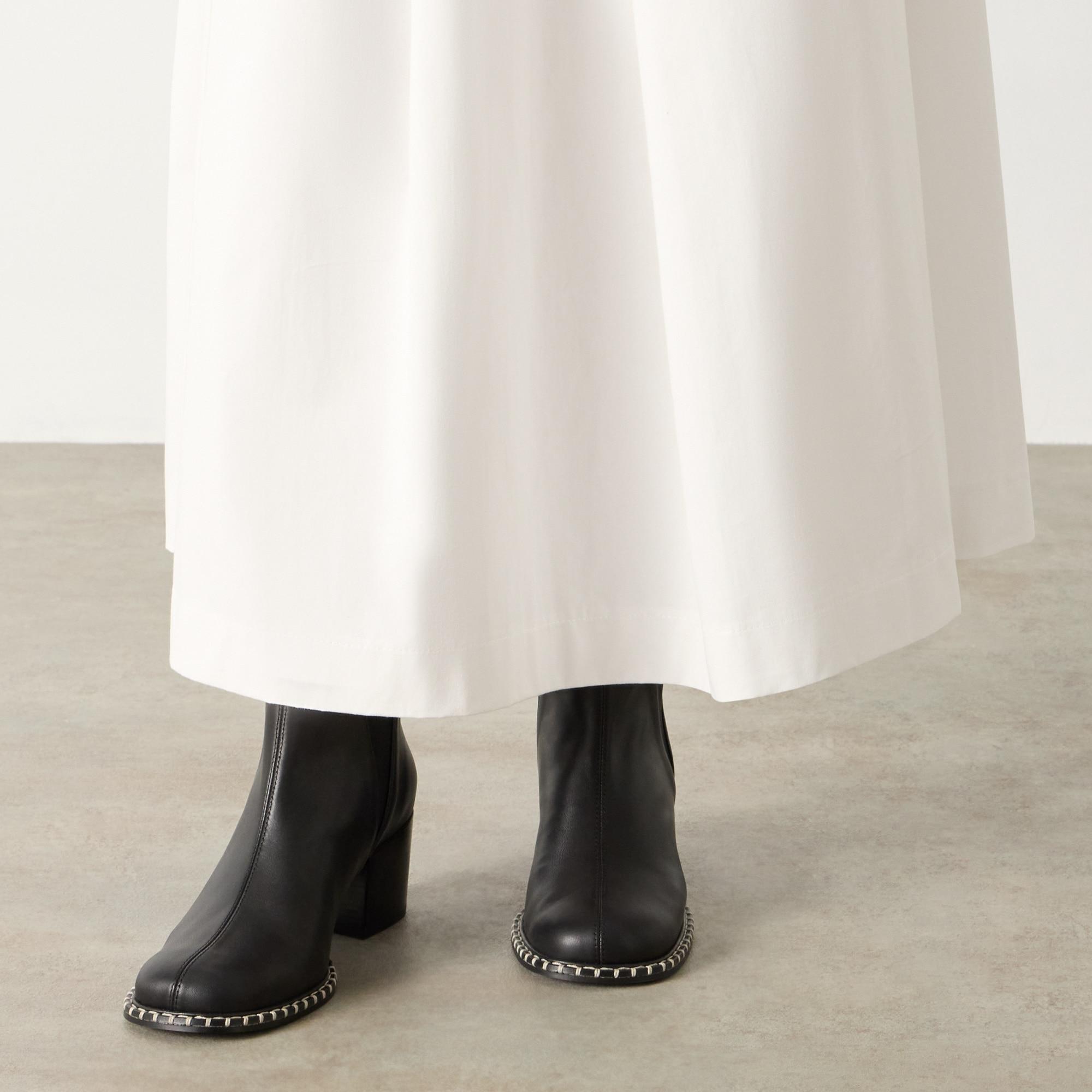 Botín de tacón Neandra en napa con cierre elástico