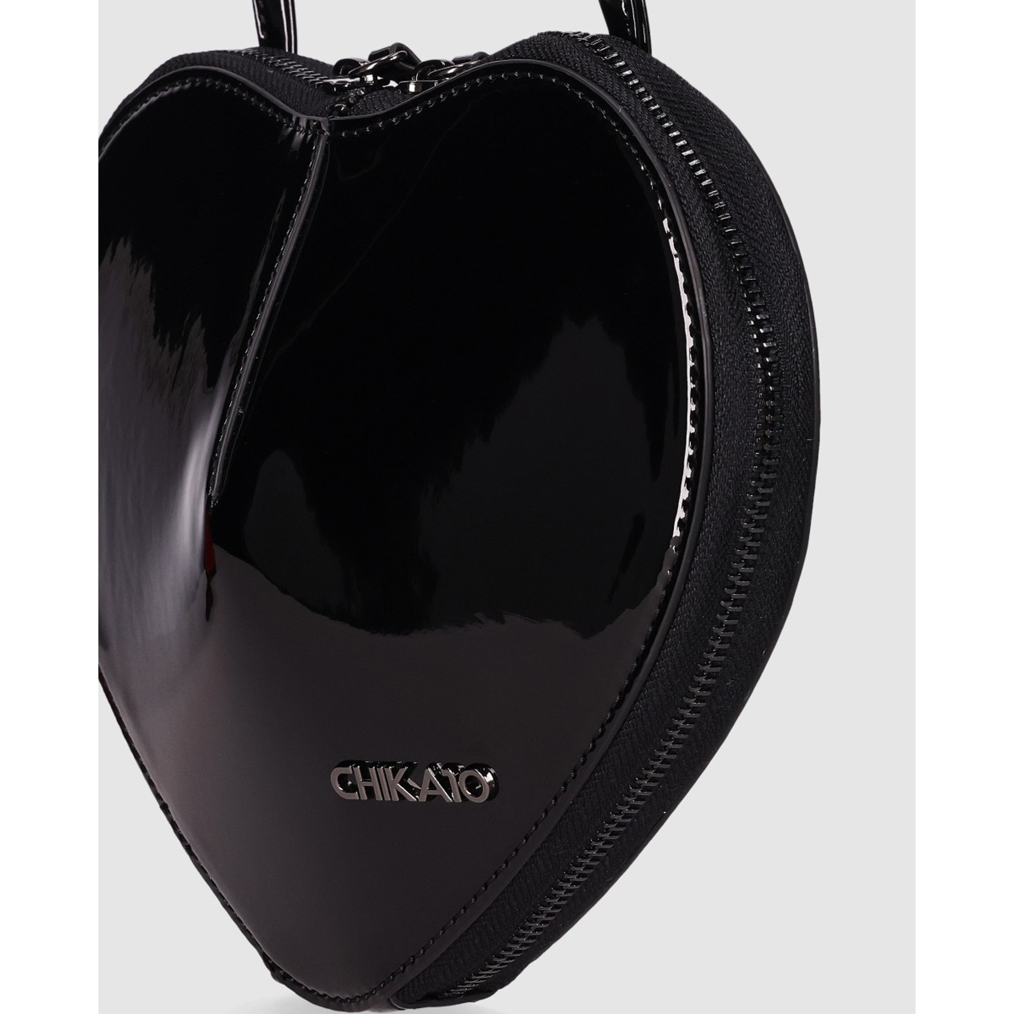 Bolso - Negro - Medida: 22 cm x 19 cm x 2 cm