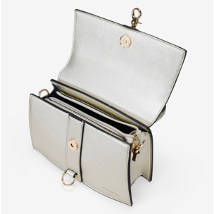 Bolso de mano dorado con solapa y cremallera