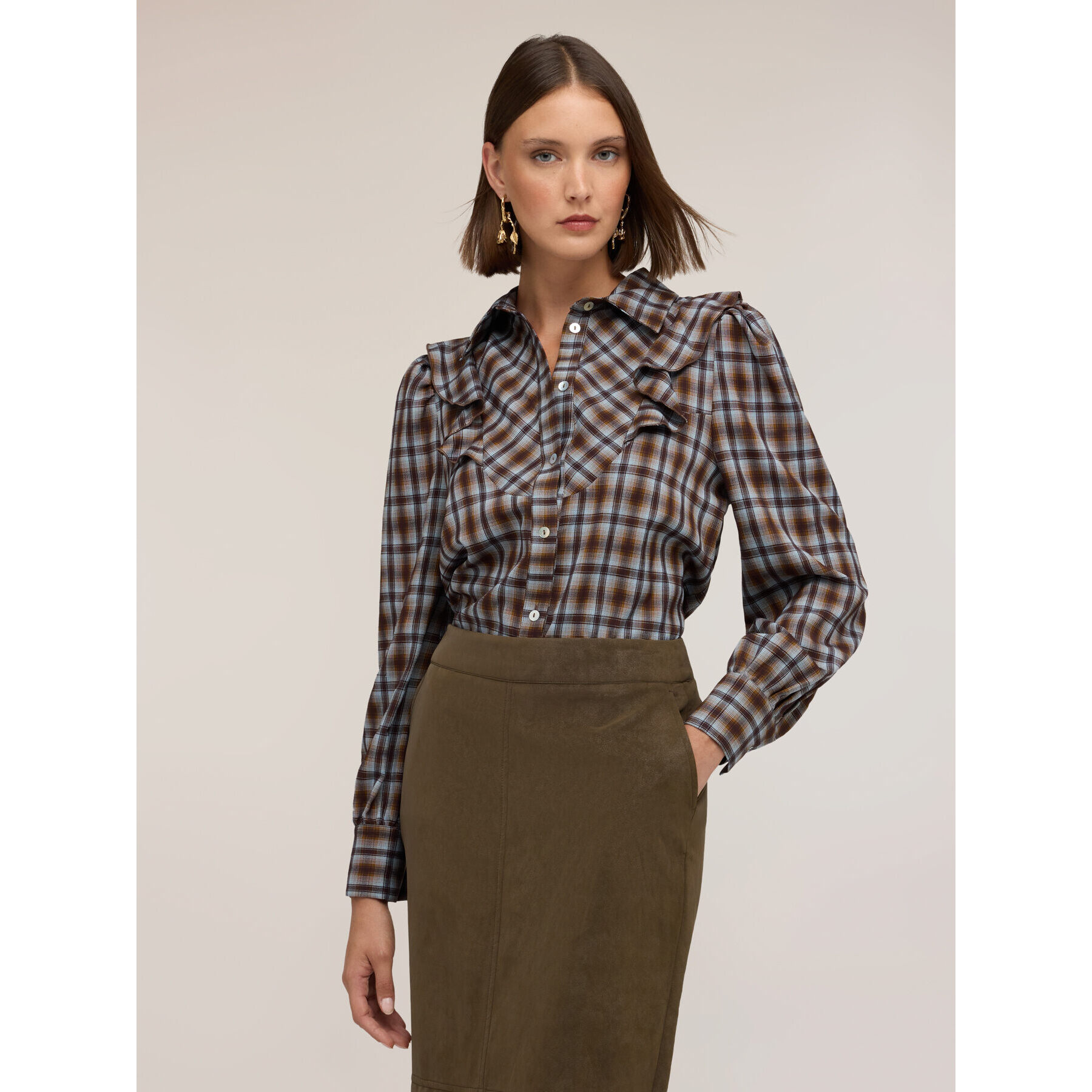 Motivi - Camicia a fantasia check con volant - Marrone