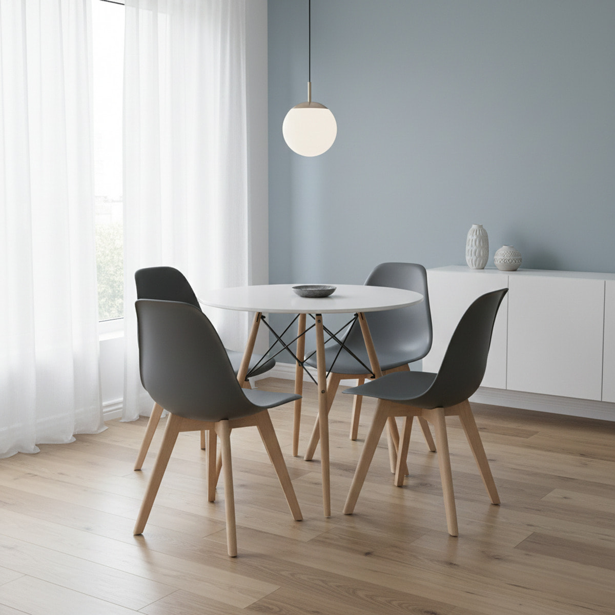 Sedia di design Kito grigio scuro con gambe in faggio