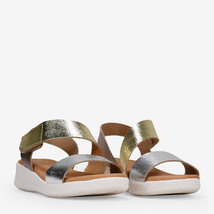 Sandalias de piel metalizadas con cuña