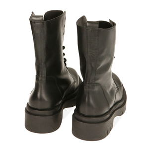 Anfibi neri in pelle, tacco 4 cm