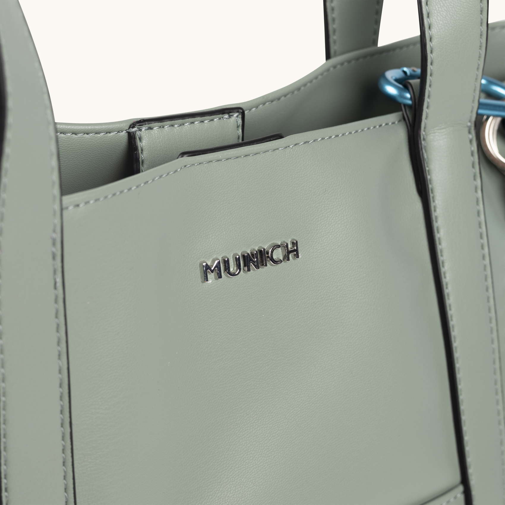Bolso Shopper Verde Agua con Bolsillo Frontal y Charms CHARMS SHOPPER AQUA