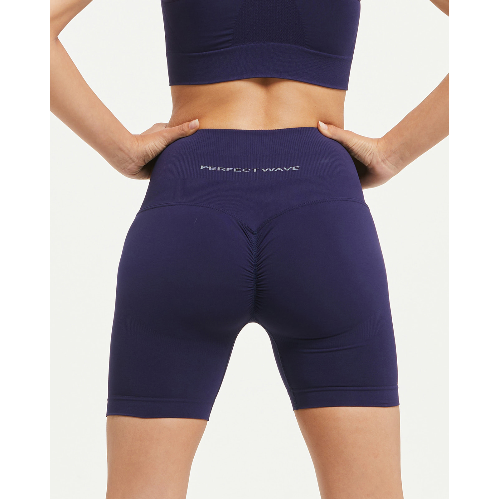 Panty effetto push-up perfect wave