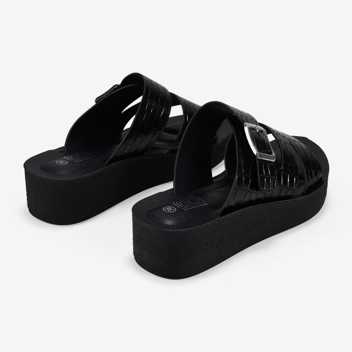 Sandalias de cuña negras efecto cocodrilo con hebilla