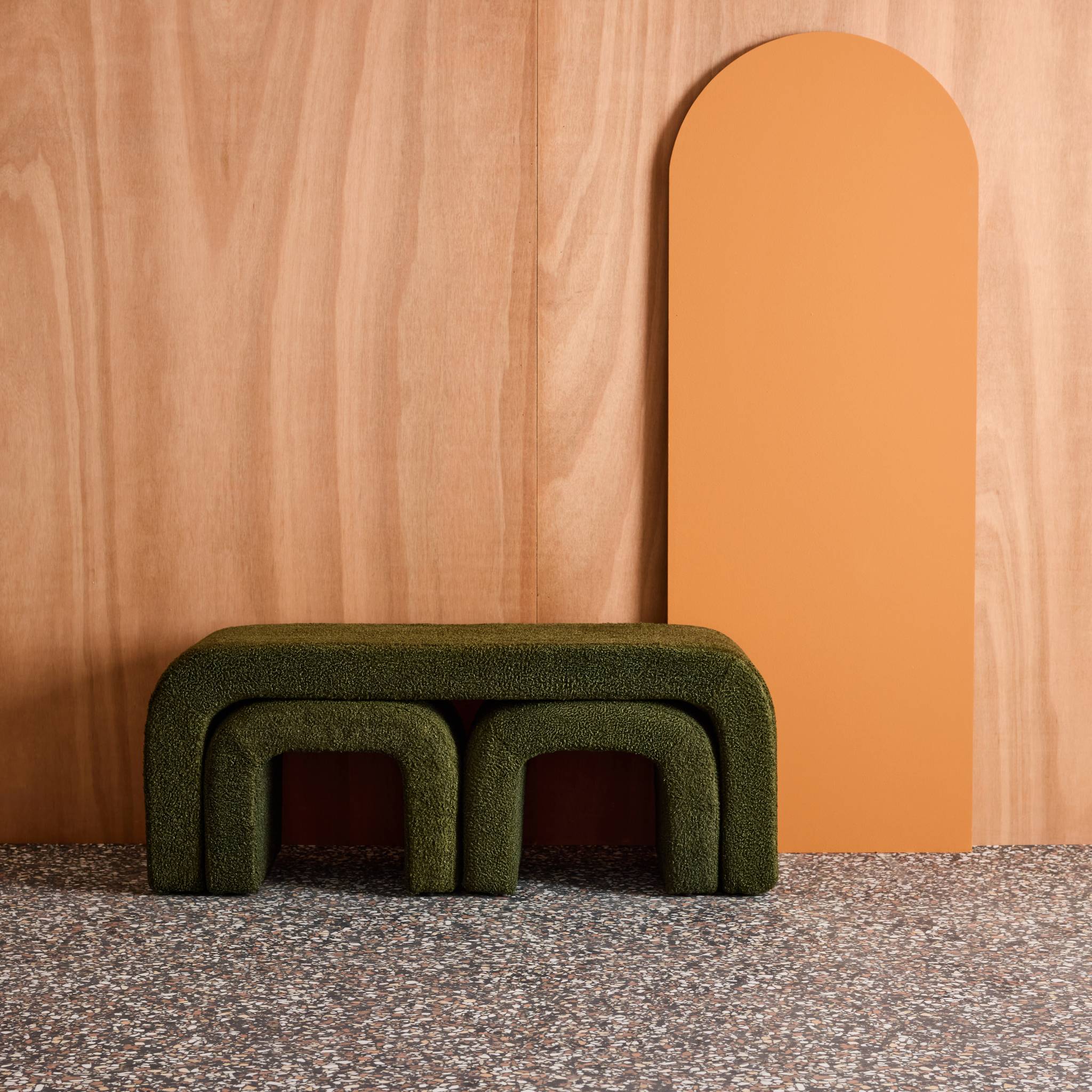 Banc et tabourets gigognes bouclette  INO