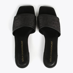 Sandali a ciabattina in rete monogrammi