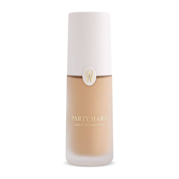 PARTY HARD Fondotinta fluido vegan friendly dal finish luminoso e naturale