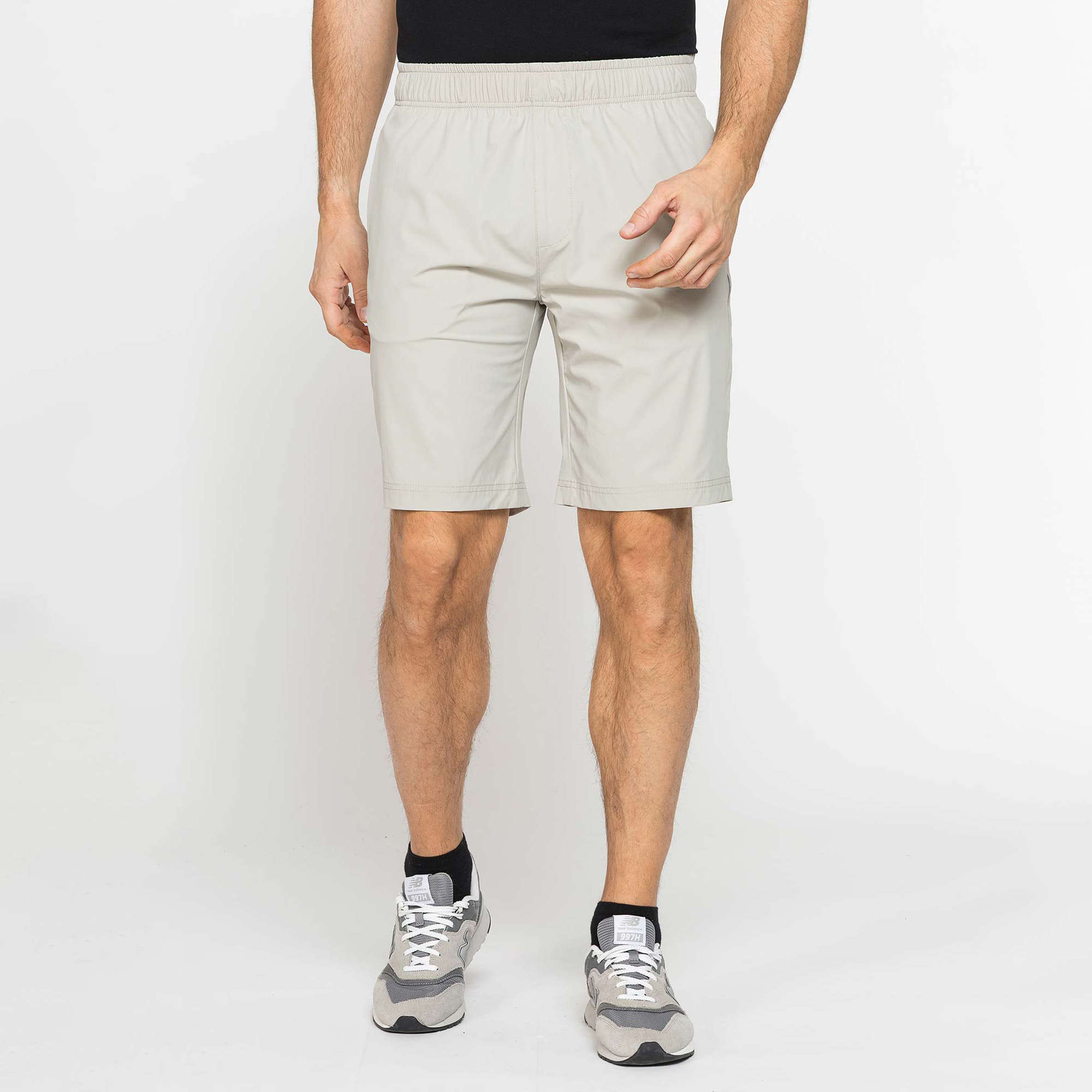 BERMUDA JOGGER IN TESSUTO TECNICO NO STIRO