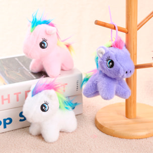 Peluches extra morbido e soffice con pendente. Design pony colorato. 13 cm.