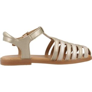 Sandalias Niña de la marca GEOX  modelo J SANDAL KARLY GIRL ORO