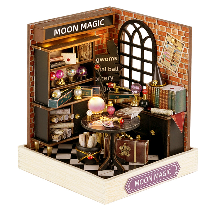 Collezione Angolo della felicità, Magia Lunare. Modello 3D realistico con grande dettaglio, copertura antipolvere e luci LED.