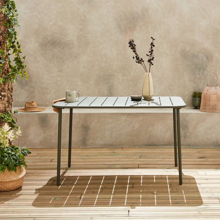Table de jardin métal 4 places. kaki. Amelia. 120x70cm. traitement antirouille. lattes et bords arrondis