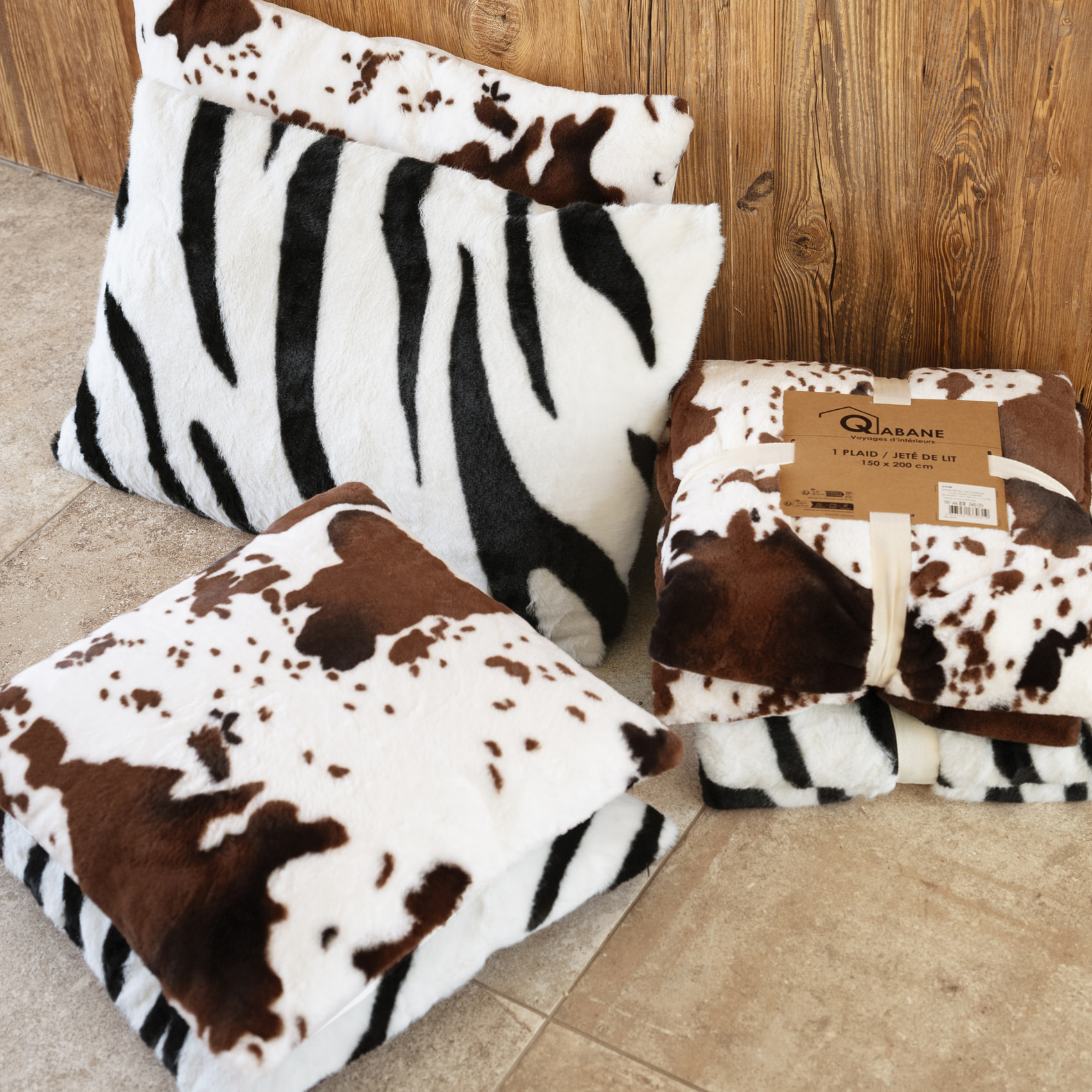 Plaid doux à motif peau de vache avec dos en velours - Marron Foncé