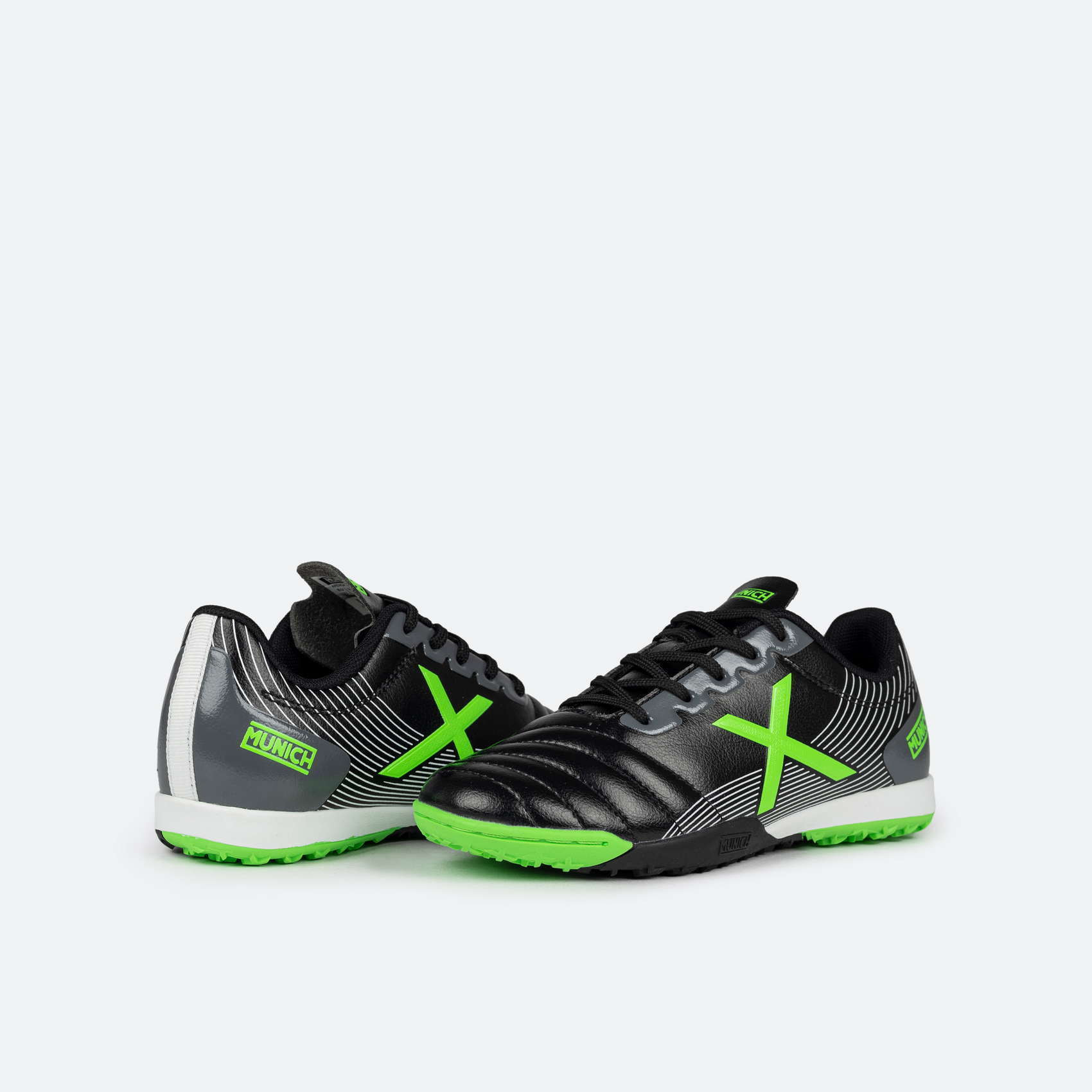 MUNICH ARENGA KID TURF  07