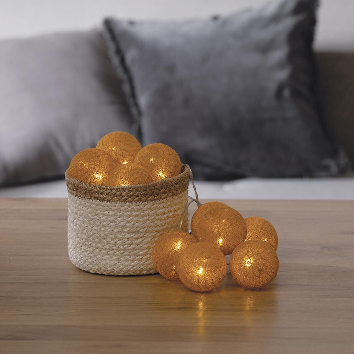 Guirlande LED à pile 10 boules - jaune ocre - L165 cm