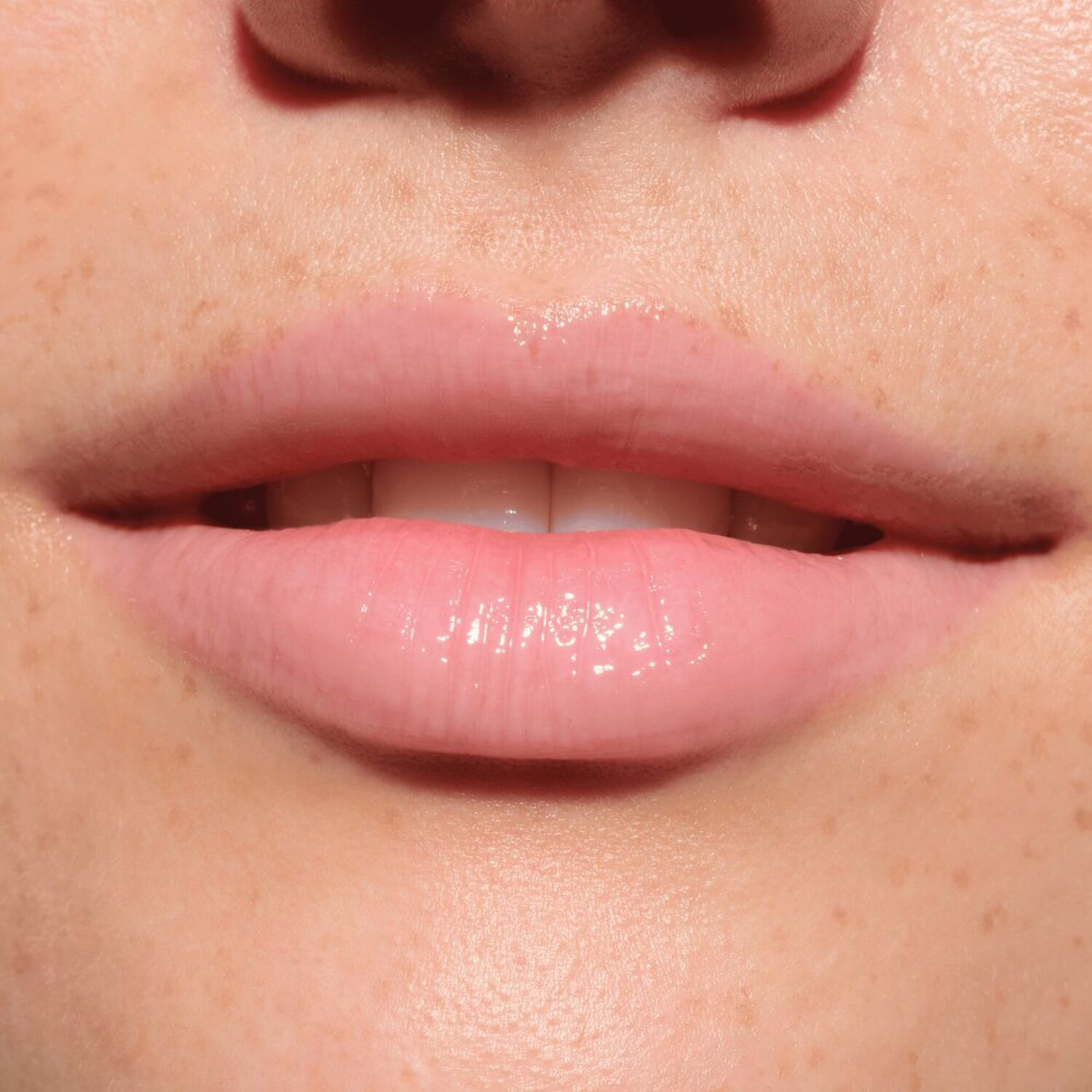 Melt & Plump Juicy Lip Plumper - Baume Repulpant Fini Brillant