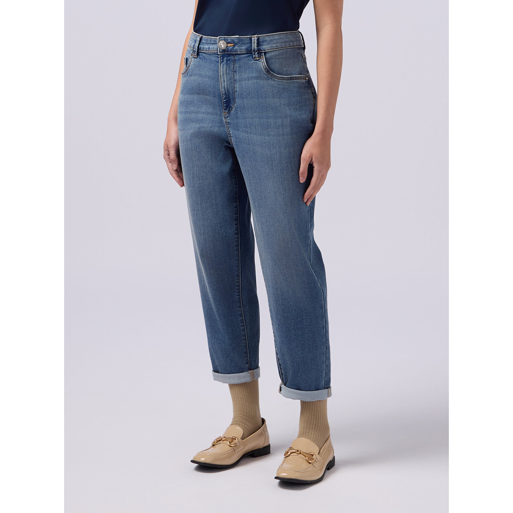 Oltre - Jeans boyslim con bottone gioiello - Azzurro