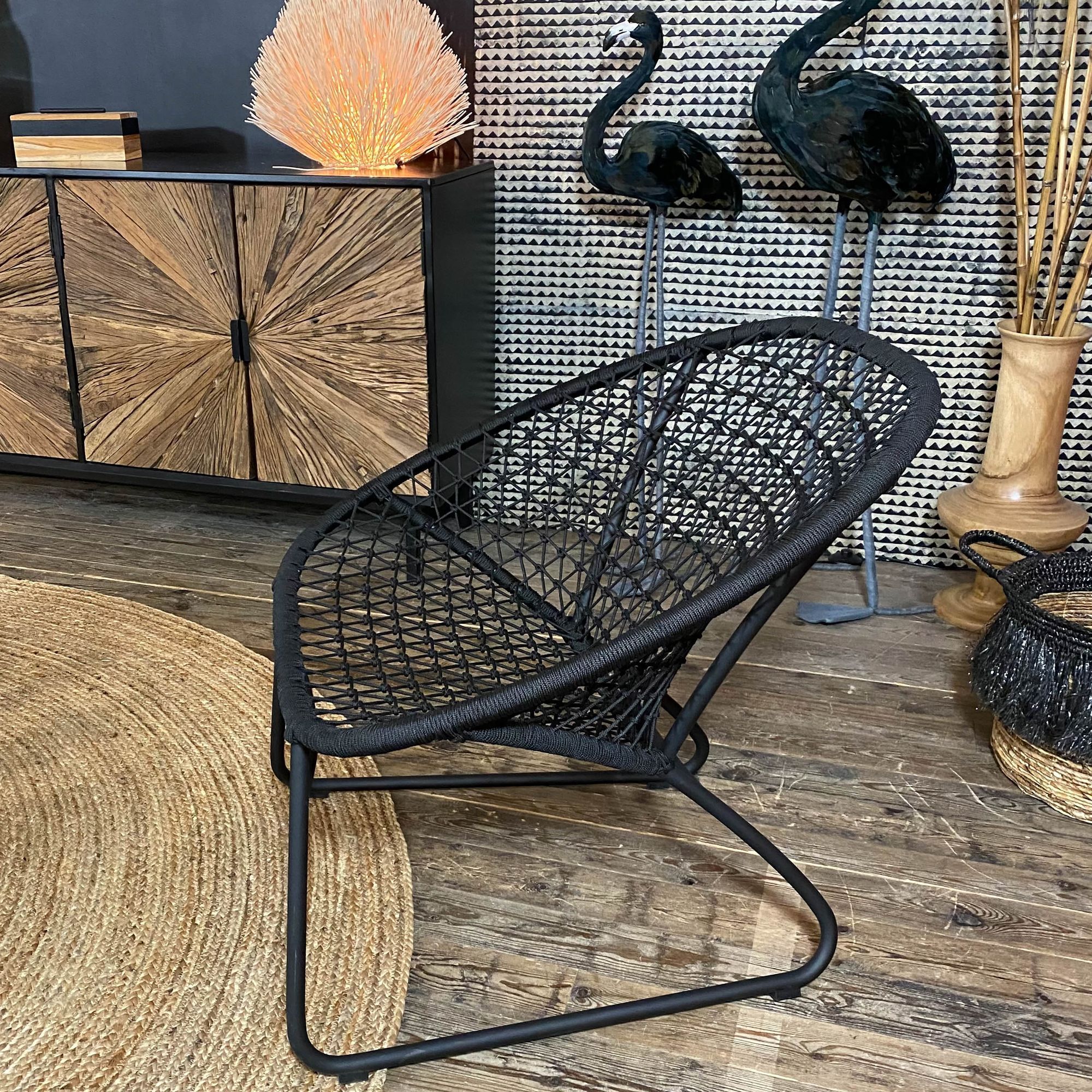 Fauteuil lounge extérieur en polypropylène et pieds en métal noir BAO BAO