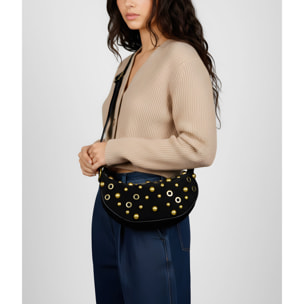 Bolso bandolera negro con tachas doradas