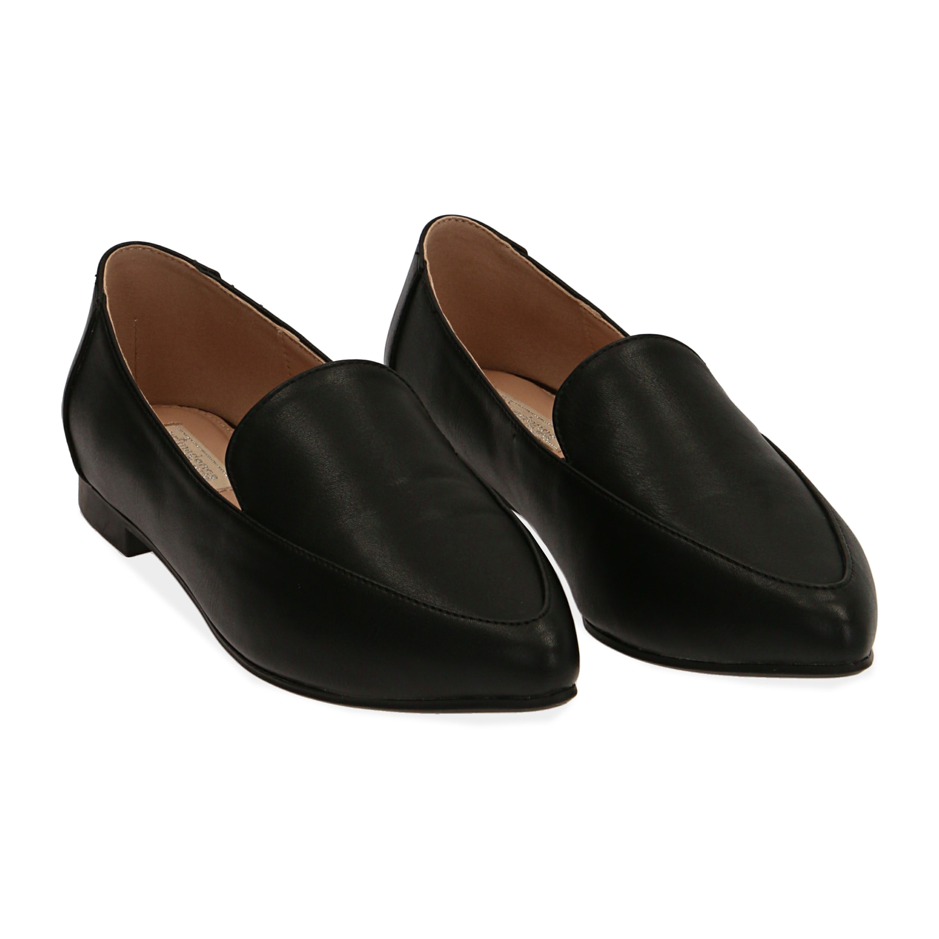 Mocasines negros de punta