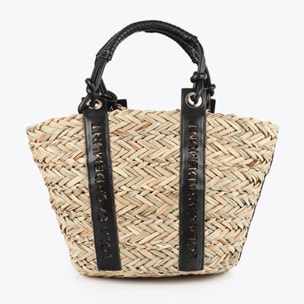 Mini cestino con dettaglio del logo fustellato sul manico